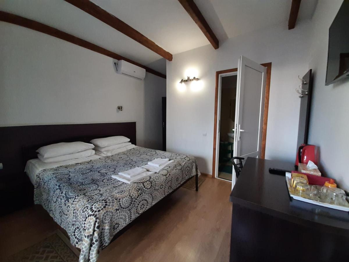 Villa Elena Yanoshi Ruang foto